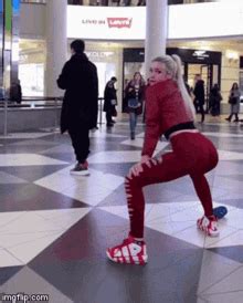 big booty blonde twerking|'big ass blonde twerking' Search .